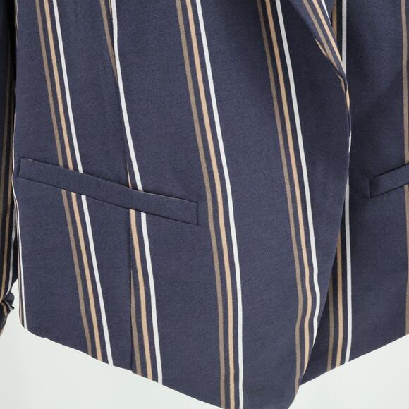 Torrid Jacket 3 Plus Size 3X Gray Striped Crop Open Shawl Collar Pockets Lined - Picture 10 of 15